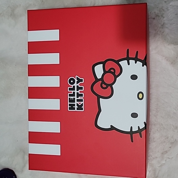 🎀 Hello Kitty 3 Piece Gift Set NWOT - Picture 7 of 8